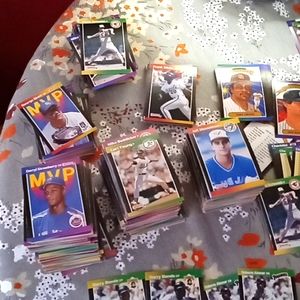 Lot of 1989 Donruss Baseball Cards.